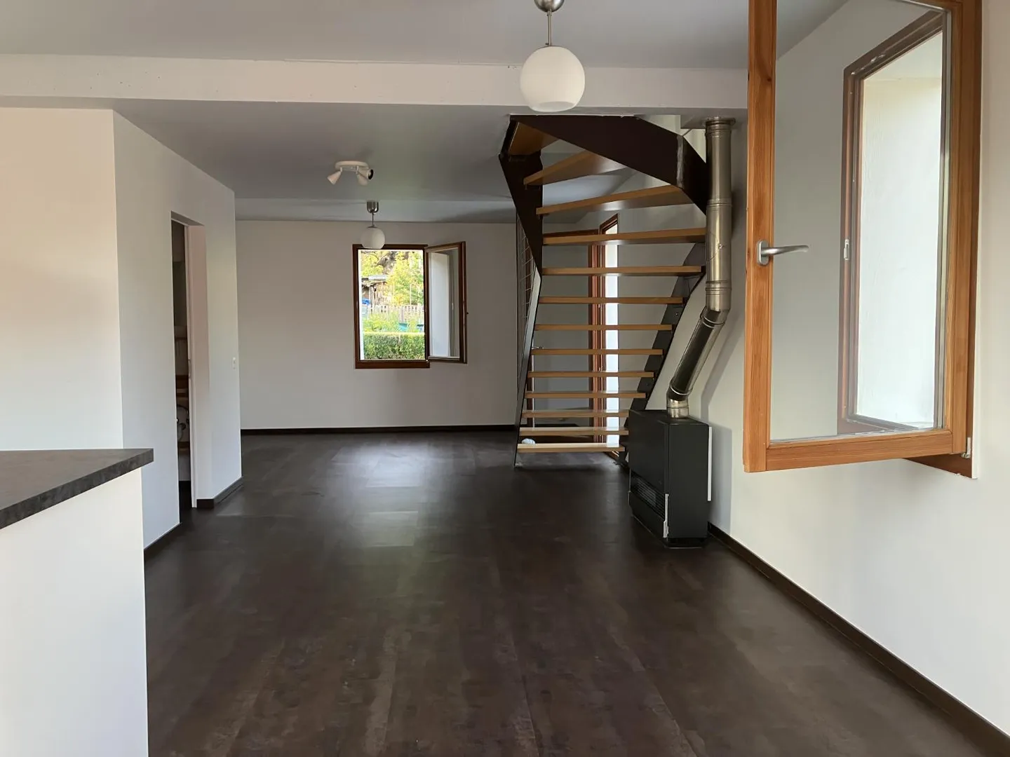 Maison Charmante avec Terrasse - Photo 5 sur 19