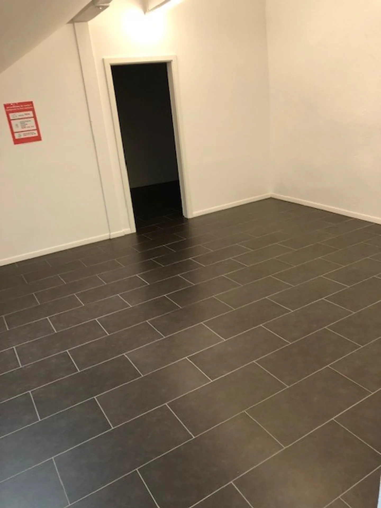 Mischgenutztes Gebäude mieten - Foto 1 von 10