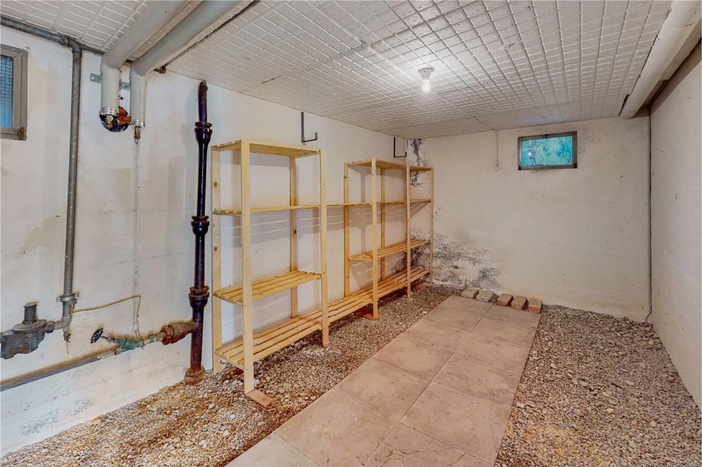 Renovationsobjekt mit Potenzial  5.5-Zimmer-Einfamilienhaus mit schöner Aussicht, bei den Reben - Foto 11 von 13
