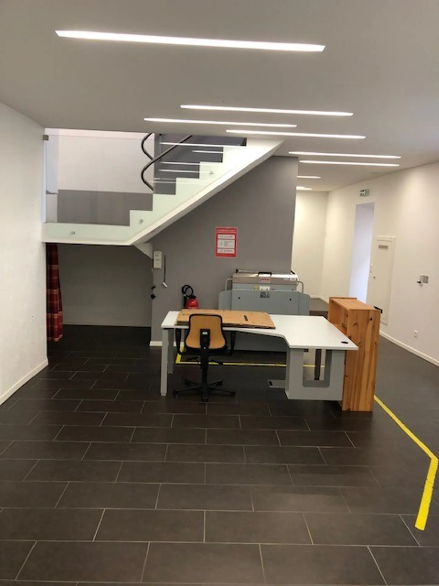 Mischgenutztes Gebäude mieten - Foto 3 von 10