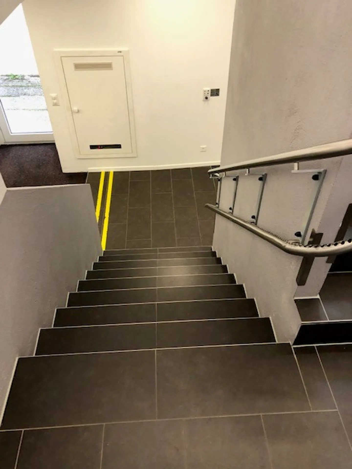 Mischgenutztes Gebäude mieten - Foto 4 von 10