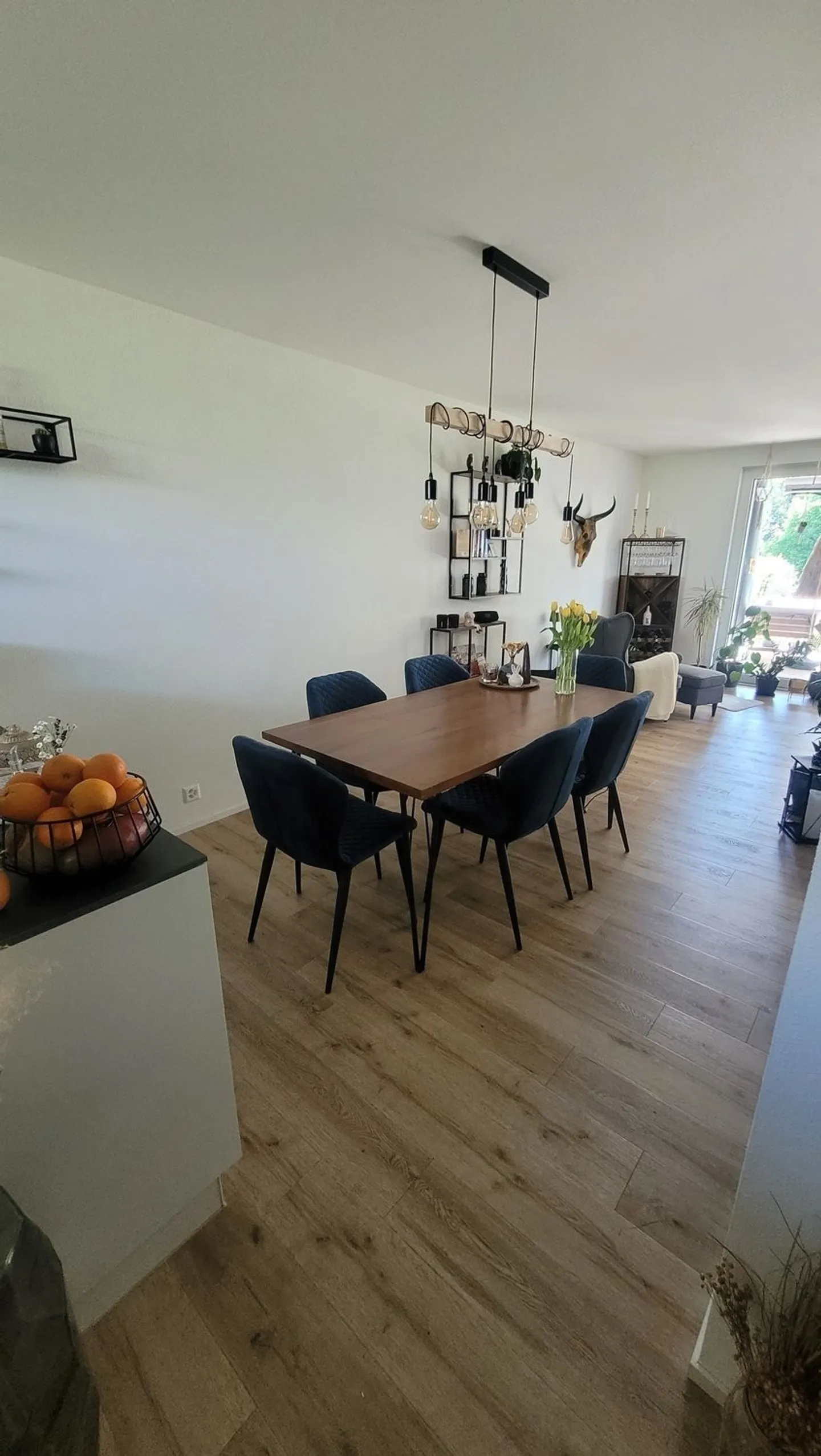 APPARTEMENT 3½ PIÈCES À KLOTEN (ZH), MEUBLÉ, TEMPORAIRE - Photo 2 sur 10