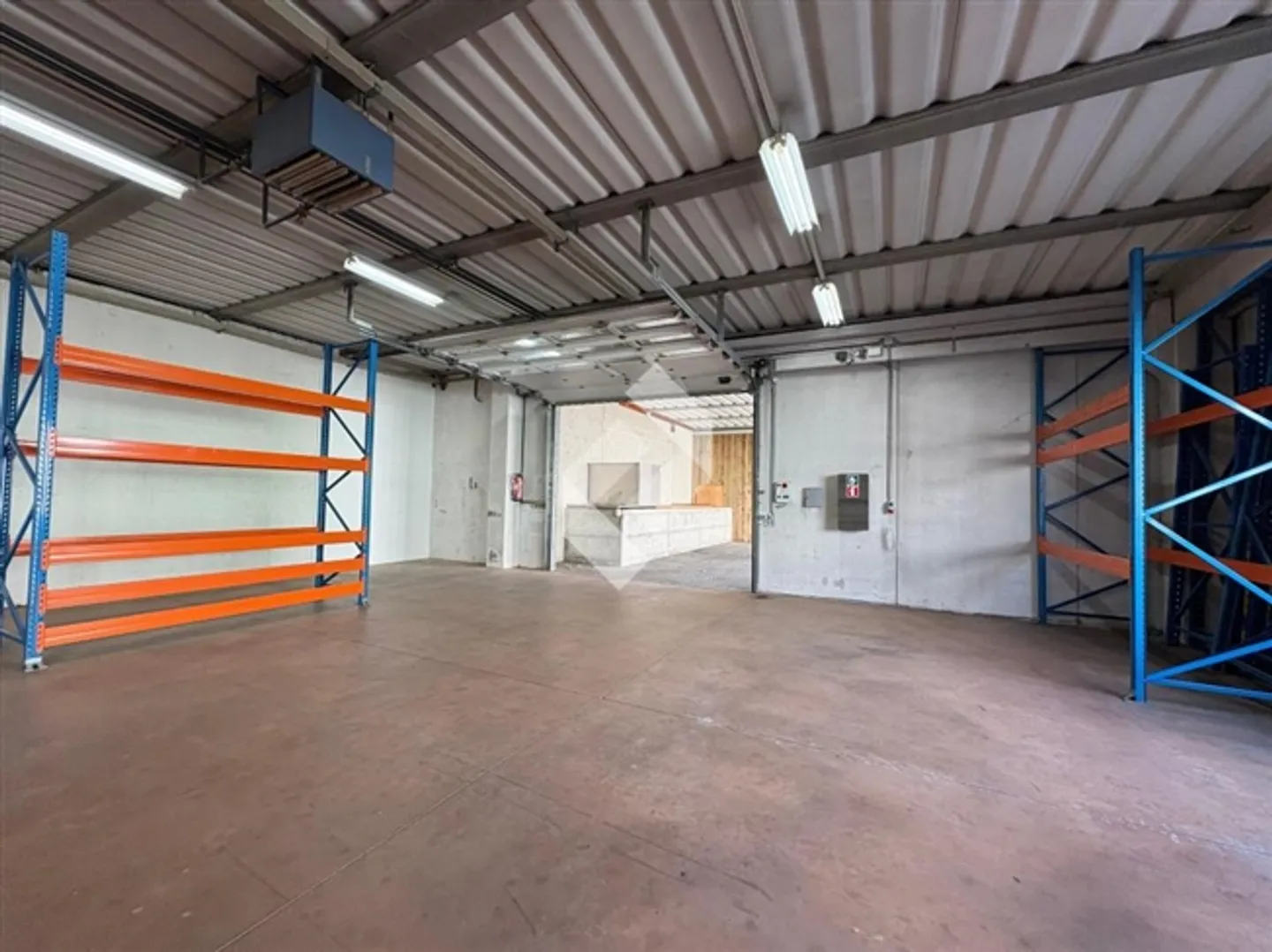 Martigny Halle à louer - Zone industrielle Maresches - Photo 1 sur 12