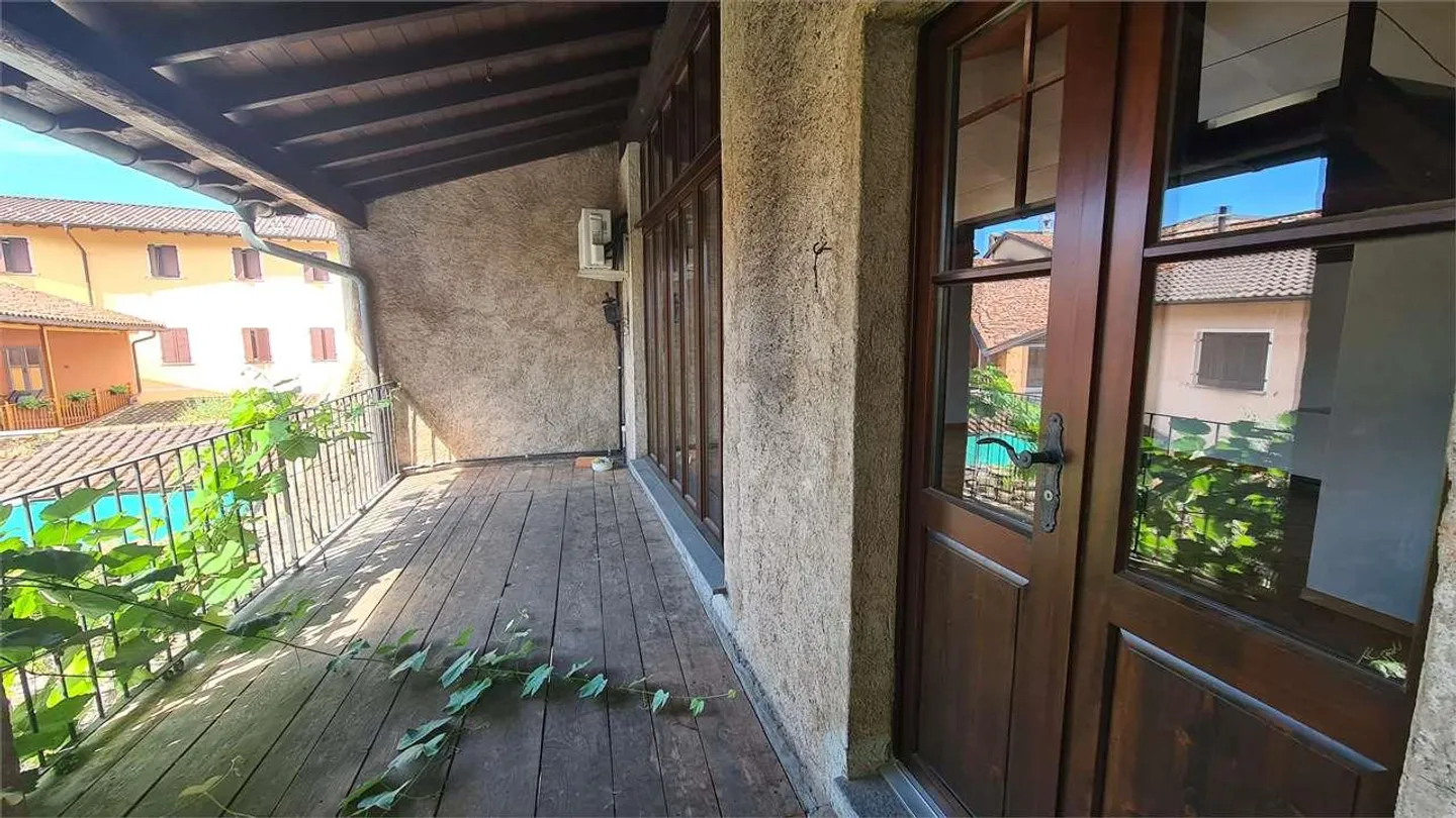 Morbio Inferiore: suggestivo loft nel nucleo - Foto 2 di 13