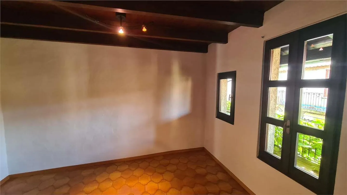 Morbio Inferiore: suggestivo loft nel nucleo - Foto 7 di 13