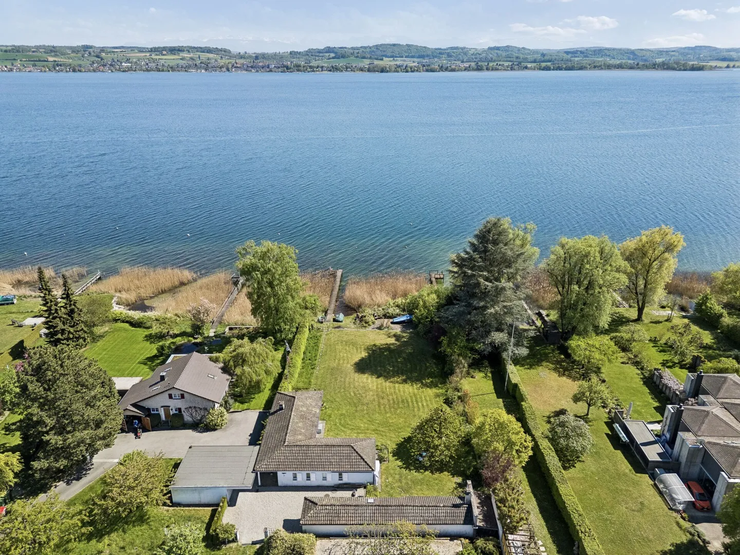 Charming Lakefront Family Home - Photo 4 of 13