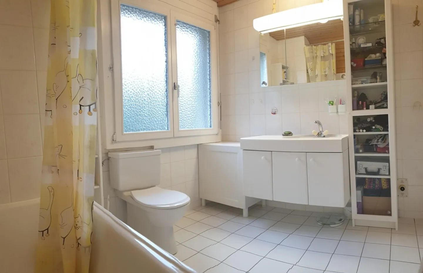 Incantevole Villa Familiare con Vista Lago - Foto 8 di 10