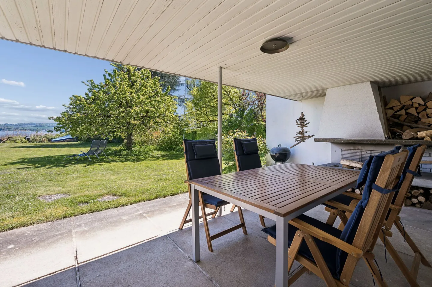 Charming Lakefront Family Home - Photo 12 of 13
