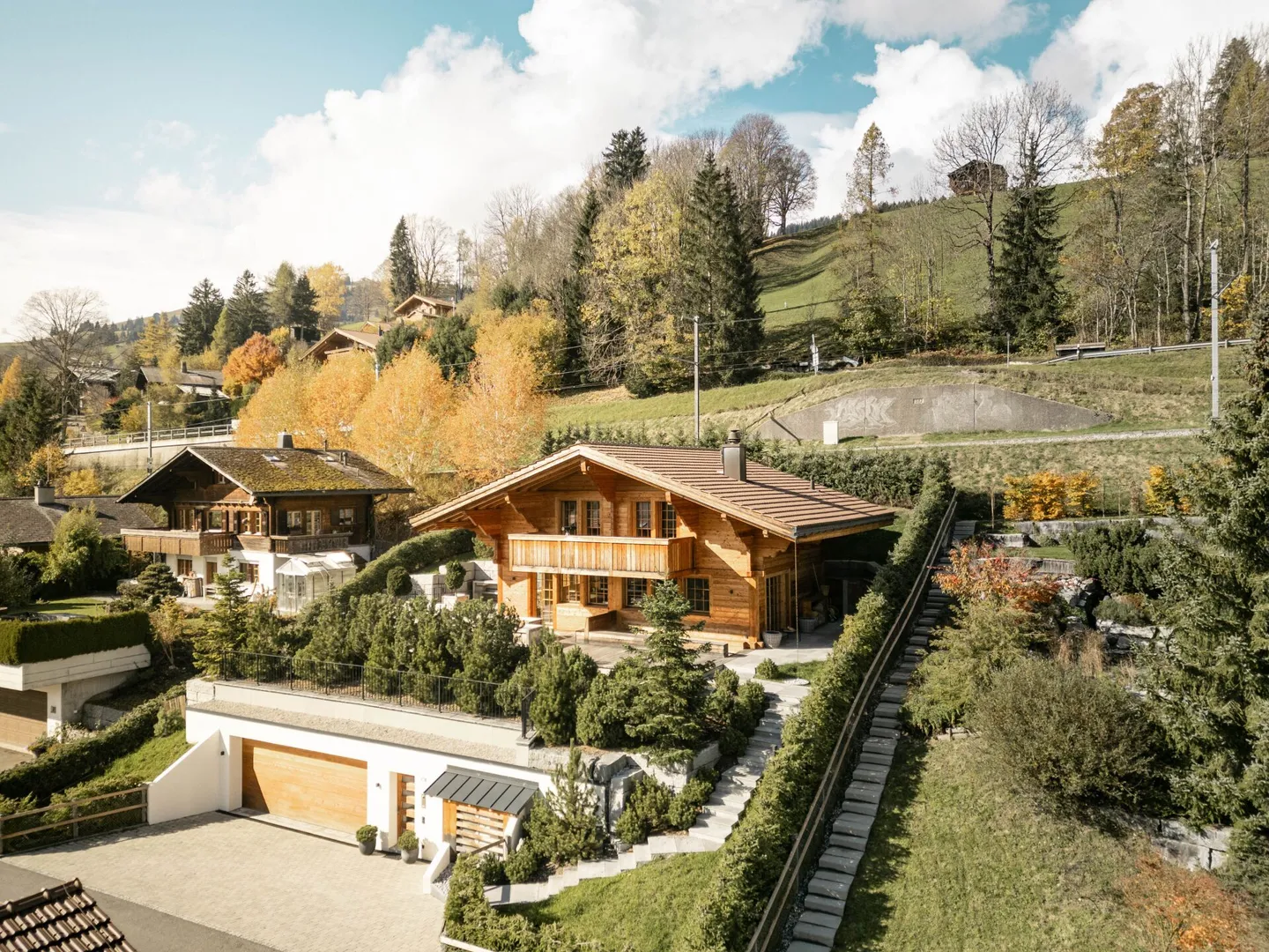 Stilvolles Chalet mit modernem Alpencharme in Schönried - Foto 2 von 35