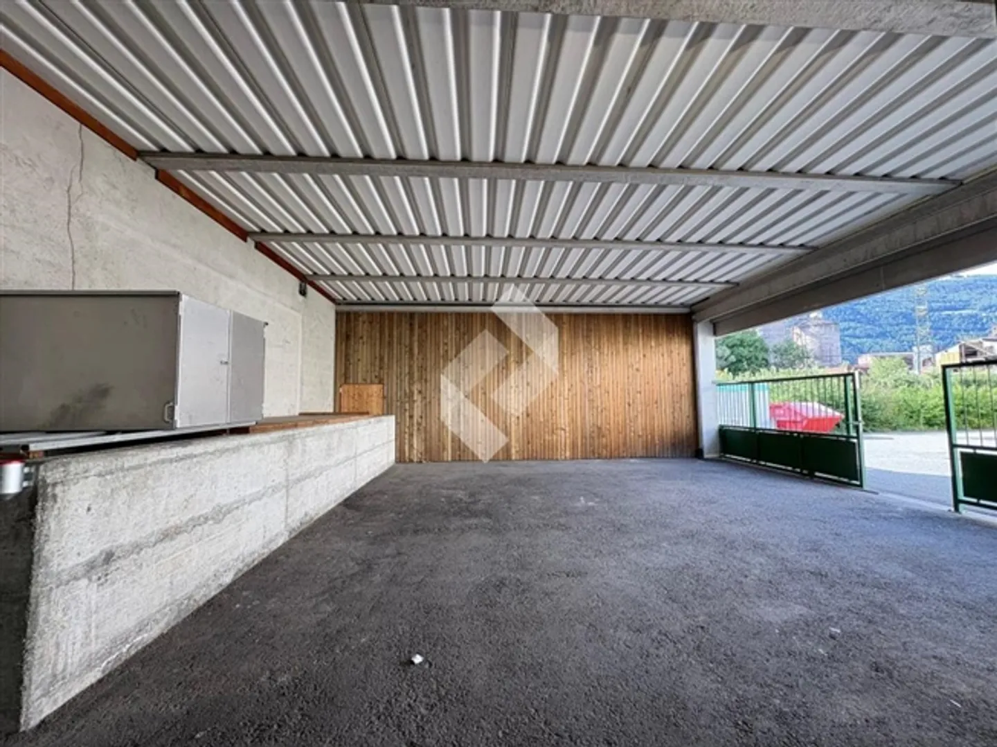 Martigny Halle à louer - Zone industrielle Maresches - Photo 4 sur 12