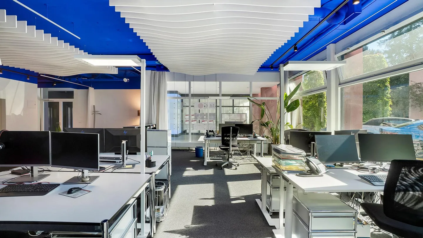 Ufficio completamente sviluppato al piano terra con alta visibilità - Foto 7 di 10