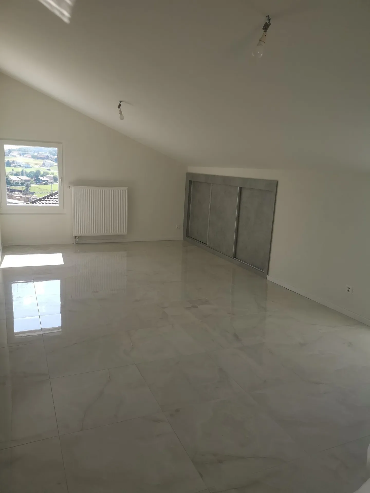 2.5 Room Bright Apartment - Ideal Location in Romont - Photo 5 of 9