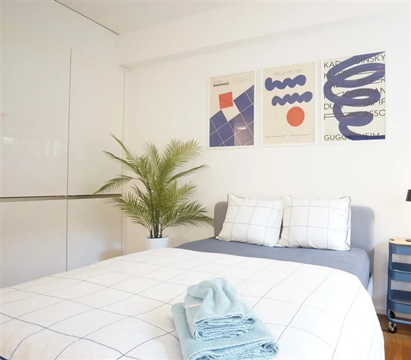 STUDIO IN ZURICH - DISTRICT 4, FURNISHED, TEMPORARY - Photo 4 of 5