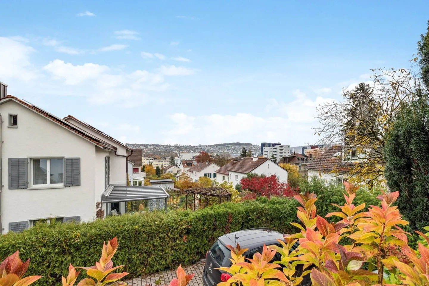 EDEL MÖBLIERTES EINFAMILIENHAUS, MIT GROSSEM GARTEN UND POOL  - Foto 13 von 13