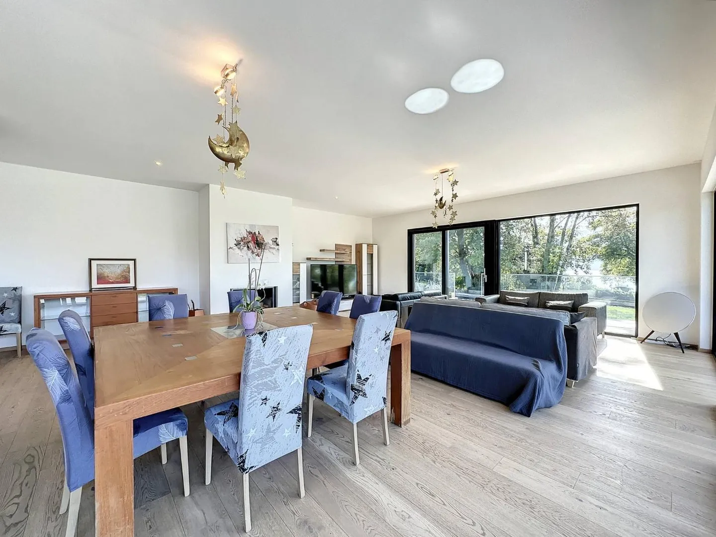 Propriété magnifique dans un quartier résidentiel, prestigieuse et calme - Photo 6 sur 11