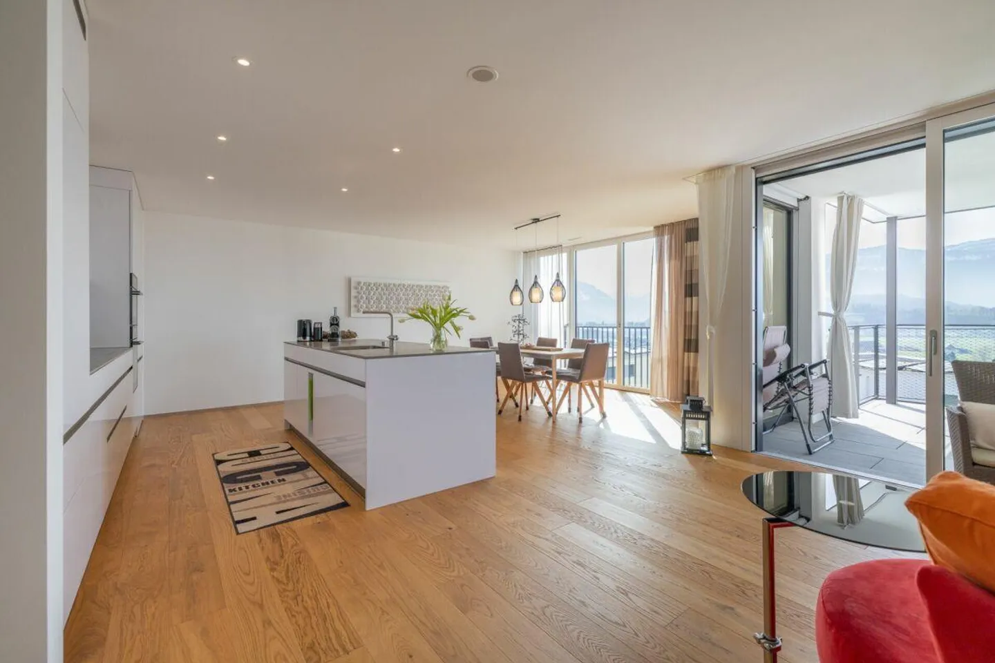 Appartement 3.5 pièces avec vue sur la Linthebene - Photo 3 sur 16