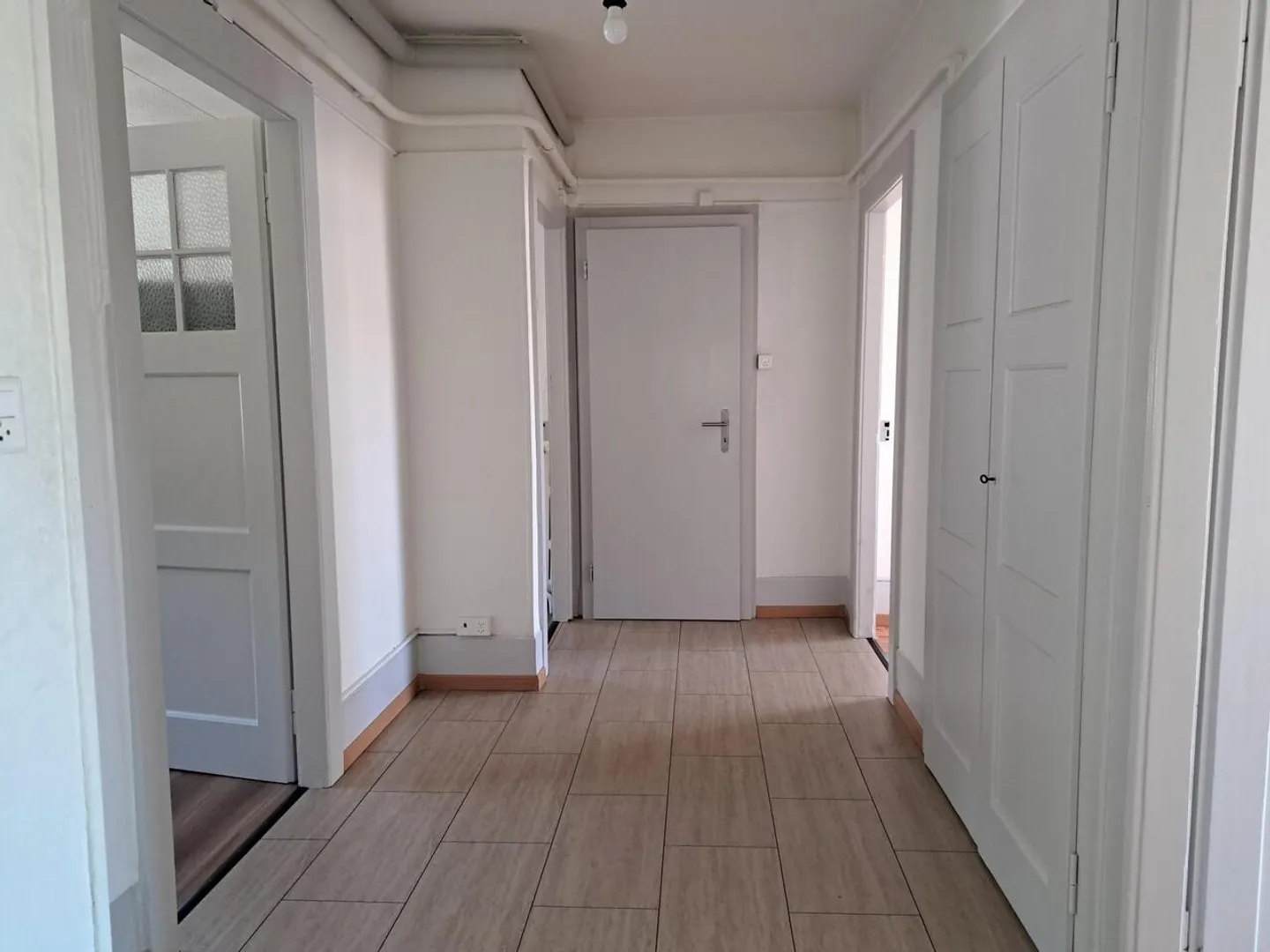 3-ROOM APARTMENT ON THE 2ND FLOOR WITH BALCONY - Photo 8 of 9