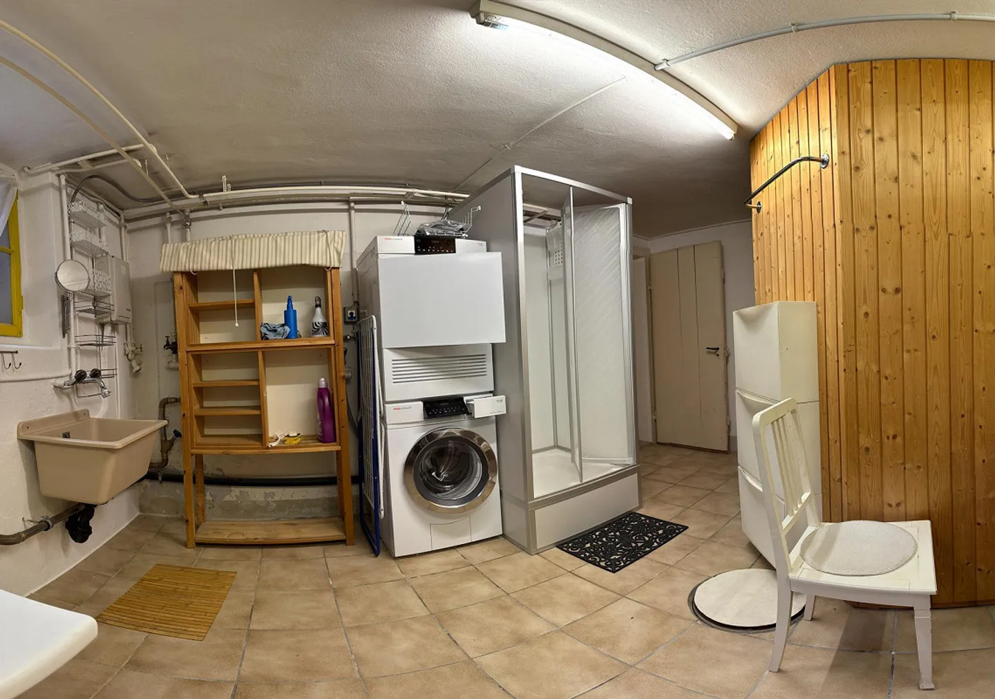 Maison individuelle de 6½ pièces avec piscine dans un emplacement calme à Wabern - Photo 24 sur 27