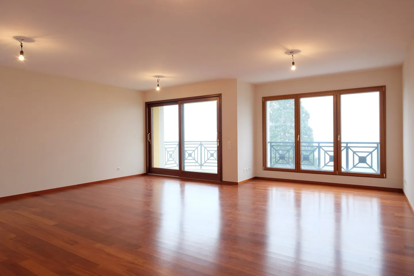 Appartement de location de haut standing, promenade de Lugano au 3ème étage - Photo 16 sur 24