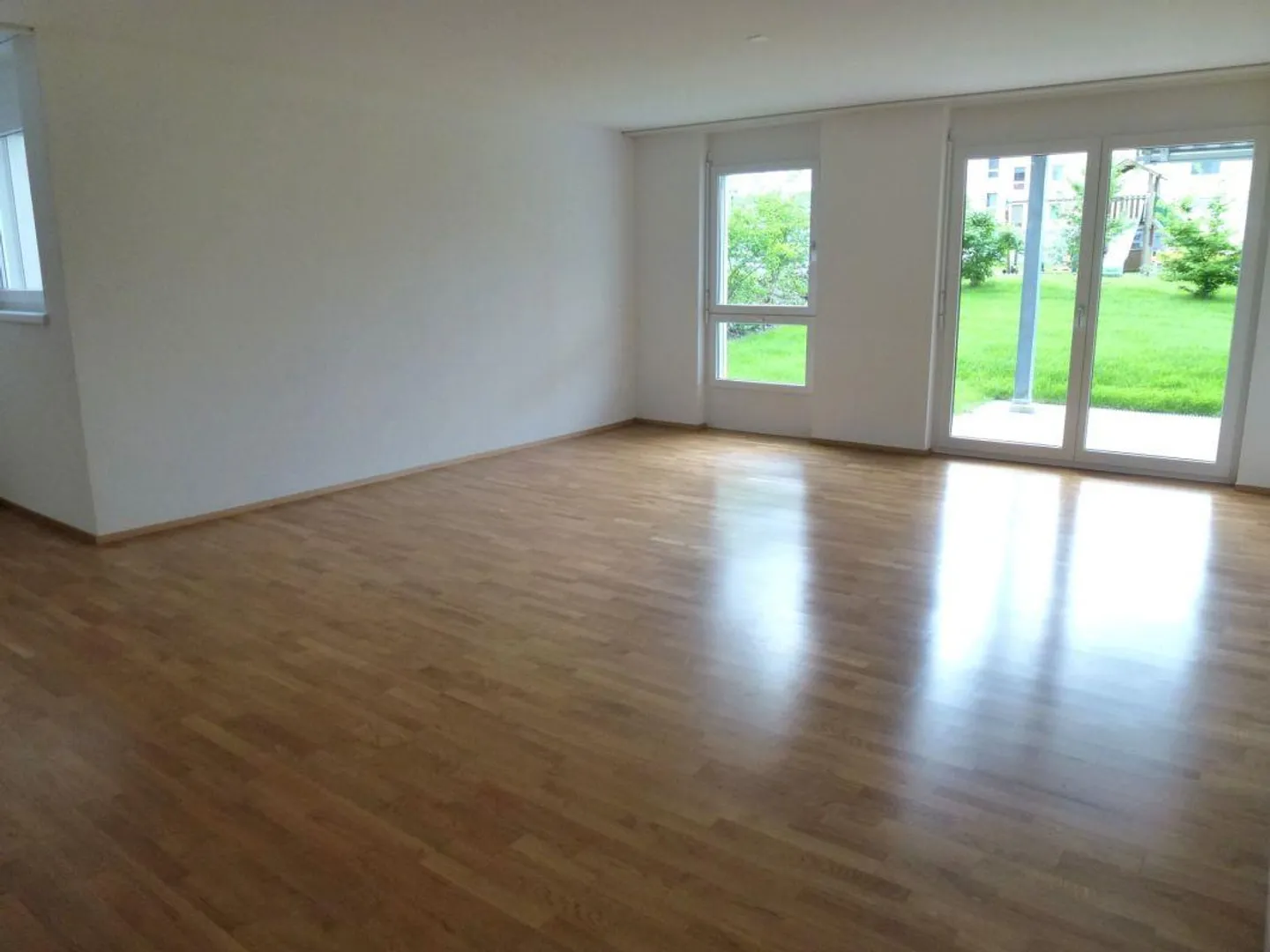 Beautiful bright apartment with terrace - Photo 8 of 18