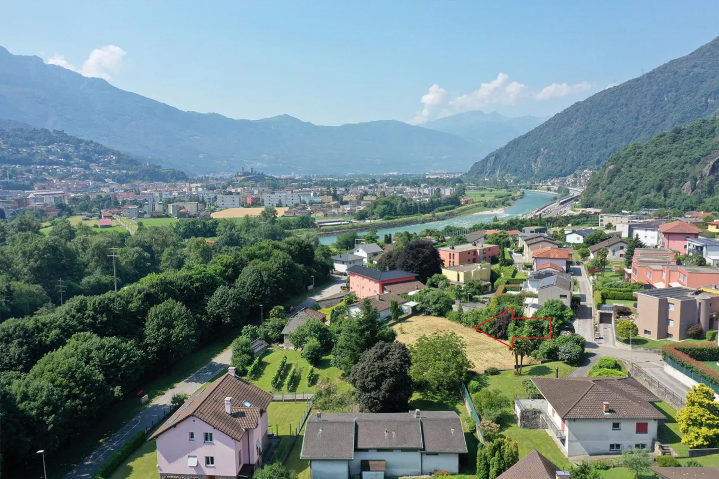 Terrain constructible à Bellinzone-Galbisio avec permis de construire approuvé - Photo 5 sur 15