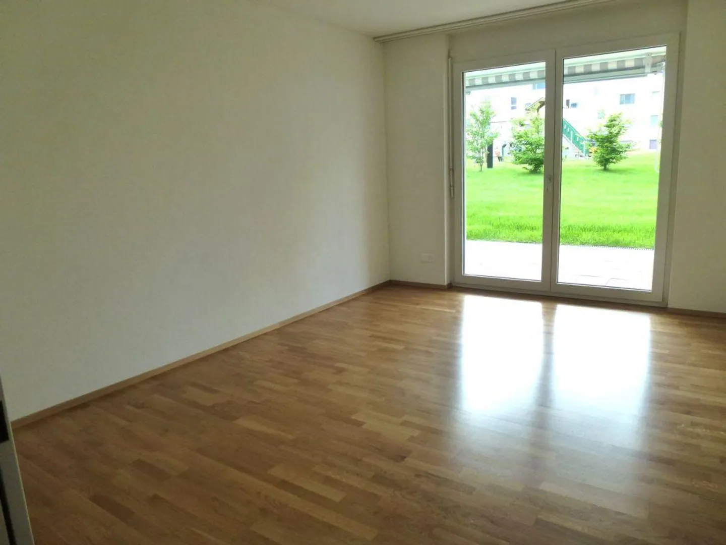 Beautiful bright apartment with terrace - Photo 10 of 18