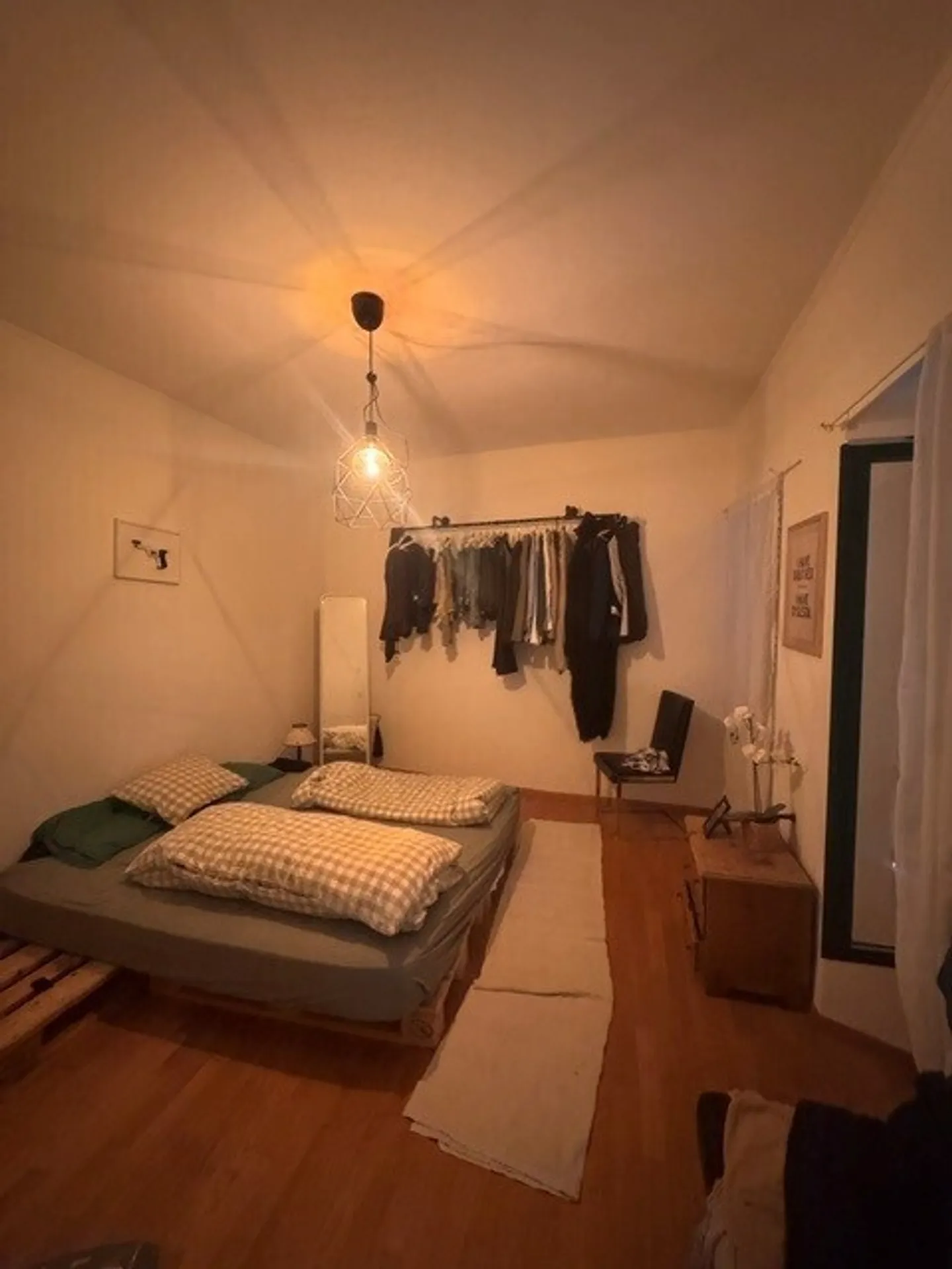 Apartment in historic building - Photo 5 of 6