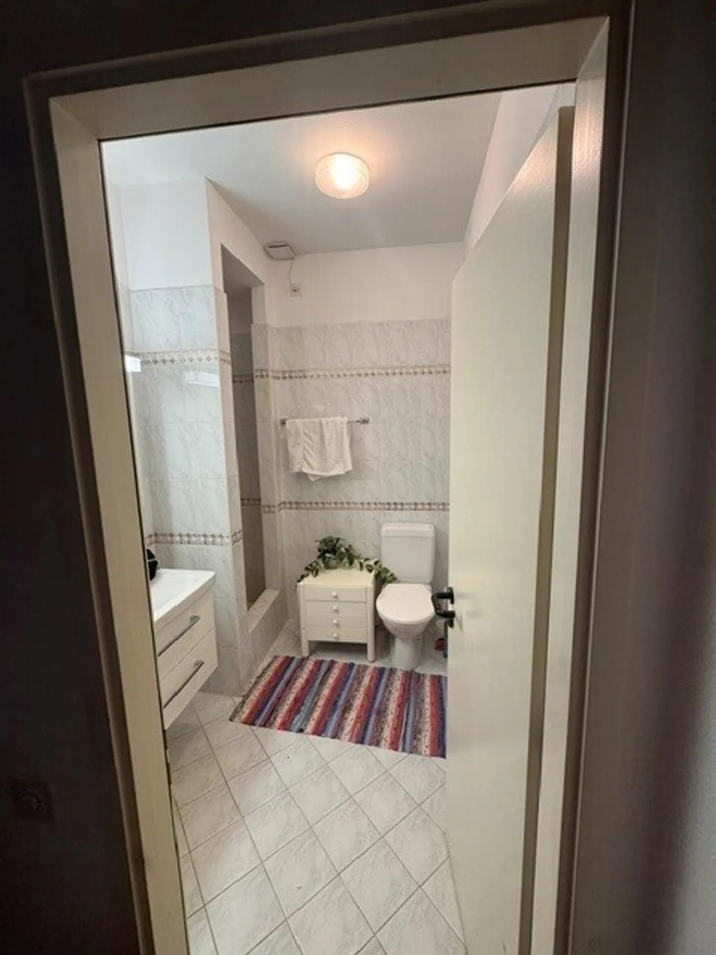 Apartment in historic building - Photo 6 of 6