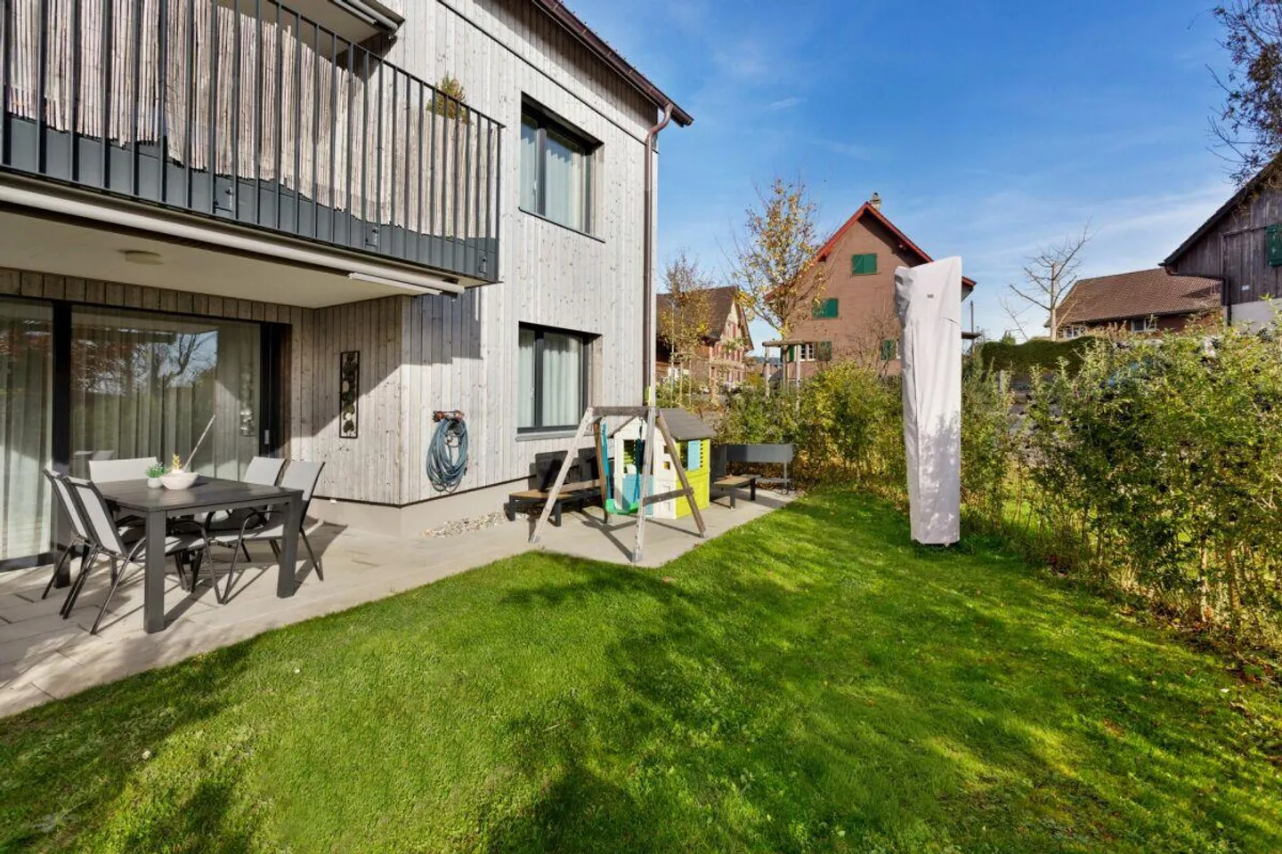 4.5-Room Garden Apartment with Style - Elegance and Comfort in Weinfelden - Photo 9 of 10