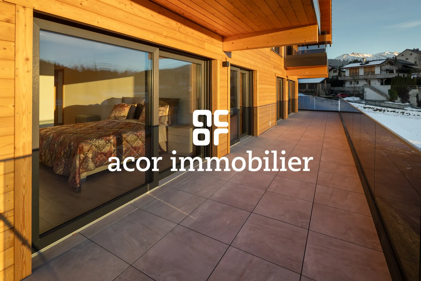 Chalet 6,5 camere con alto standard a Lens – vista straordinaria - Foto 3 di 6