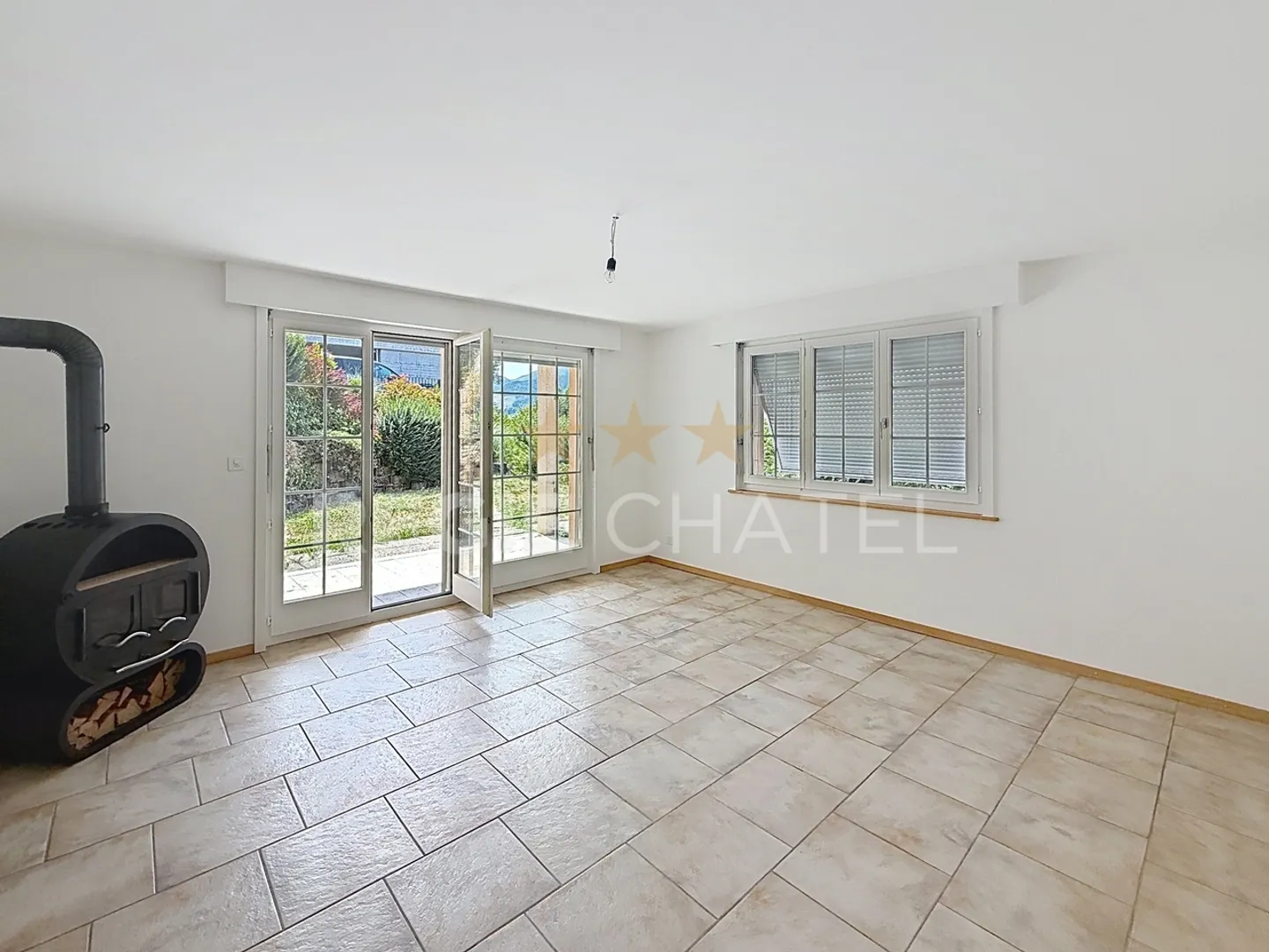 Appartement Charmant avec Jardin - Photo 6 sur 8