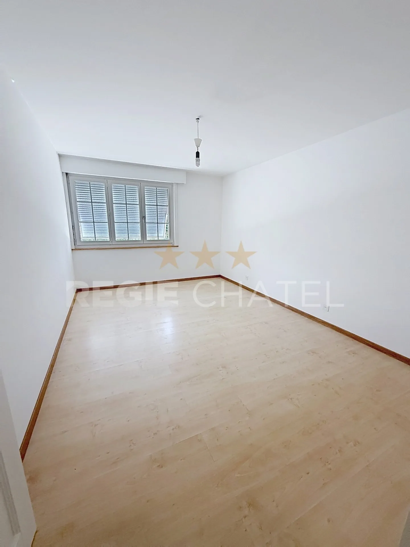 Appartement Charmant avec Jardin - Photo 7 sur 8