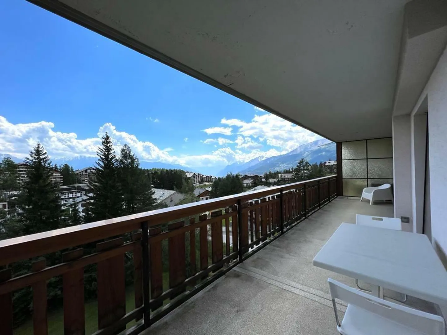 Charming Apartment in Crans - Photo 9 of 9