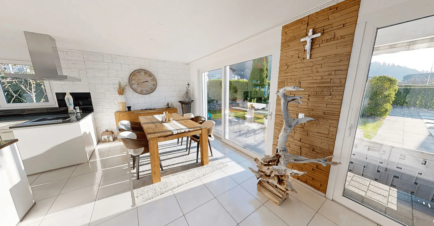 Casa unifamiliare lussuosa con piscina e tecnologia energetica moderna - Foto 4 di 14