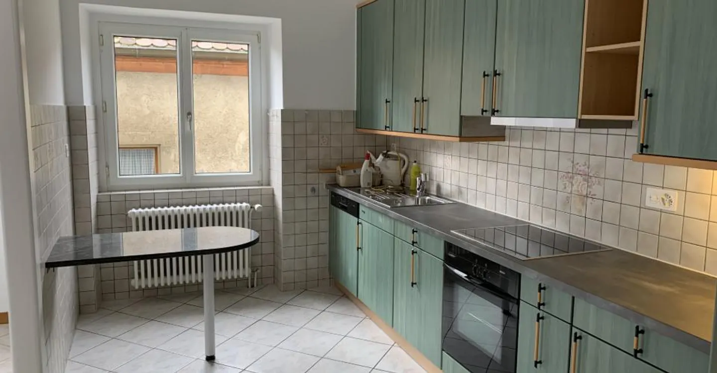 Appartement Charmant avec Vue sur le Lac - Photo 7 sur 11