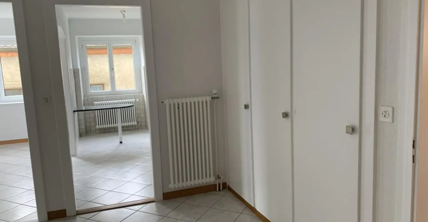 Appartement Charmant avec Vue sur le Lac - Photo 9 sur 11