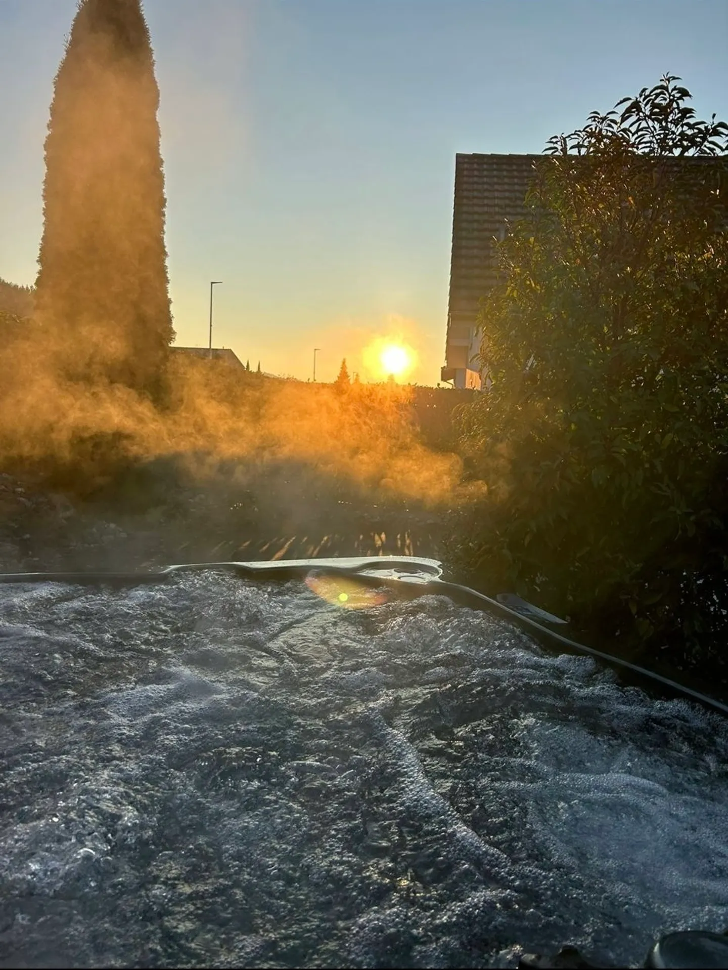 Casa unifamiliare lussuosa con piscina e tecnologia energetica moderna - Foto 8 di 14