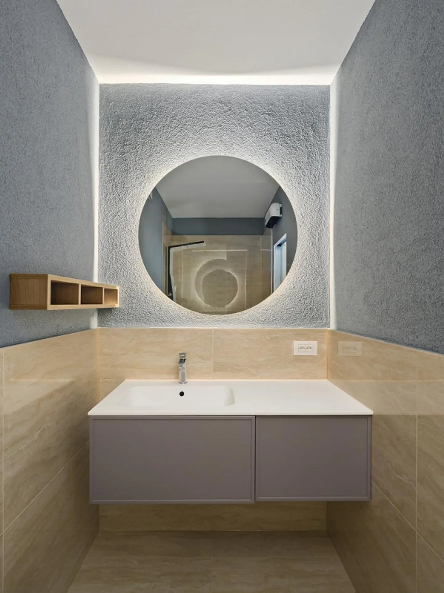 REFINED 3.5 ROOM APARTMENT IN CASSARATE A FEW STEPS FROM THE LAKE - Photo 4 of 9