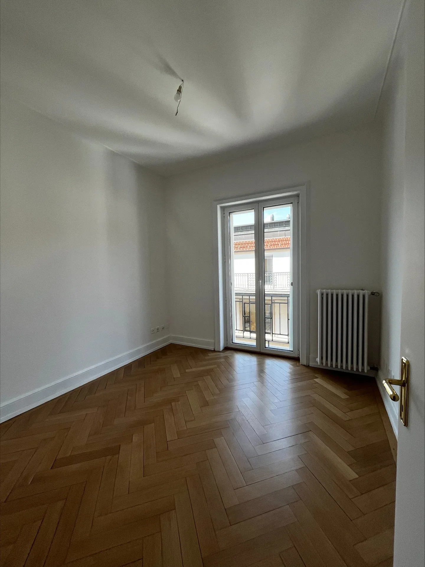 Elegant Office in Lugano - Photo 4 of 6