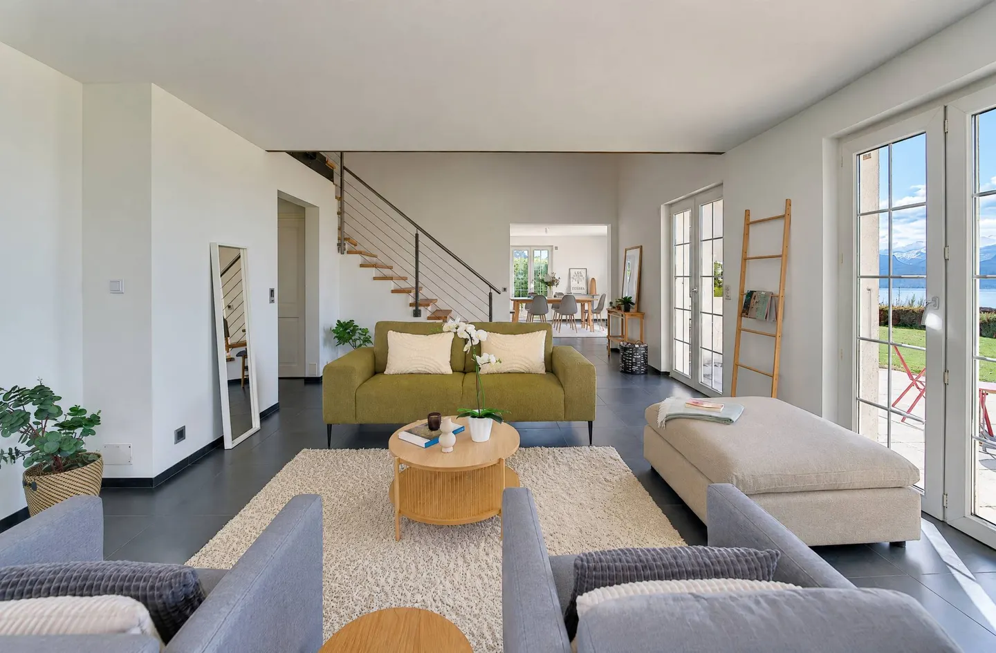 Casa Familiare con Vista Lago - Foto 1 di 12