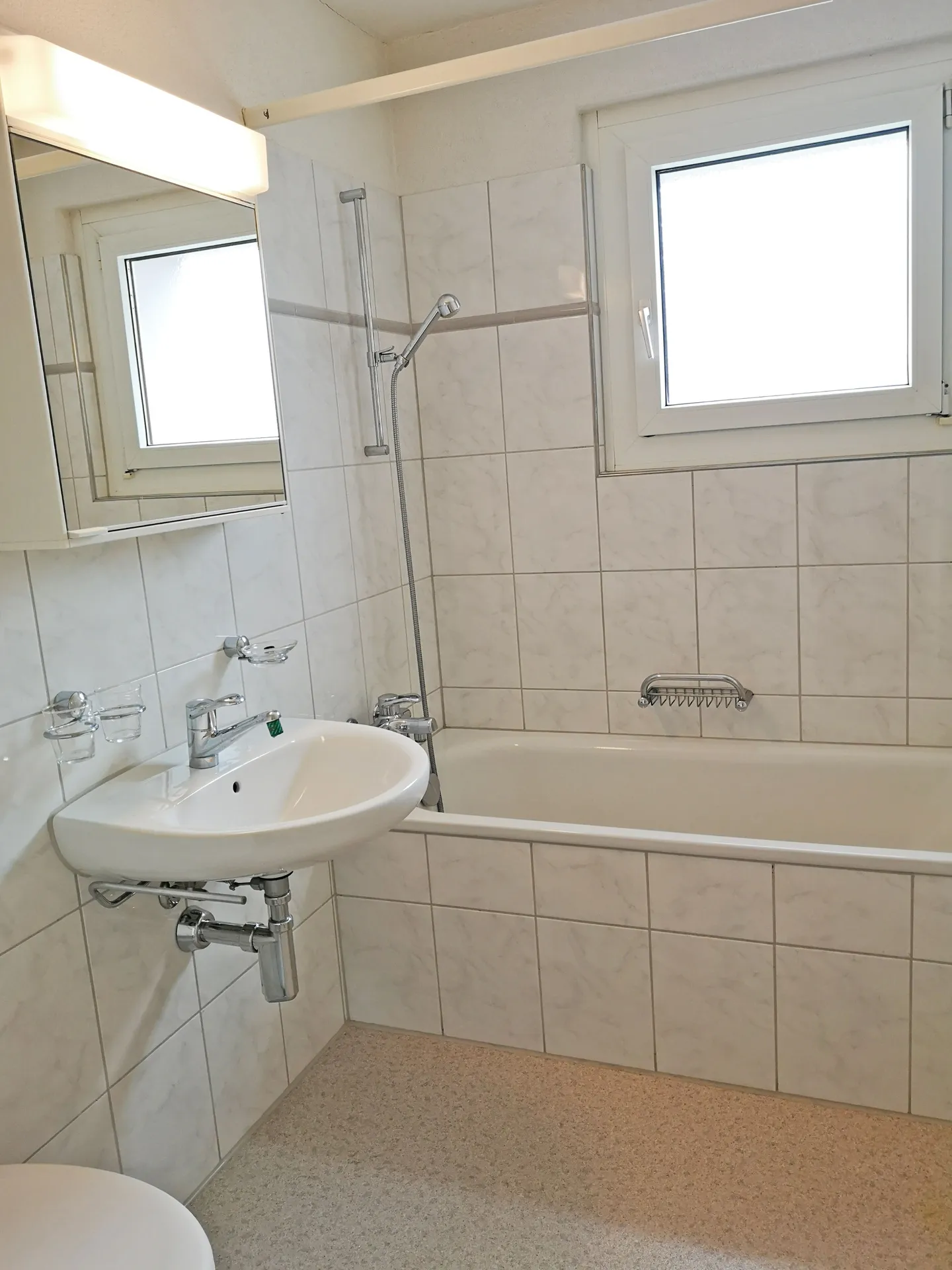 Central location and yet in the countryside - Photo 5 of 6