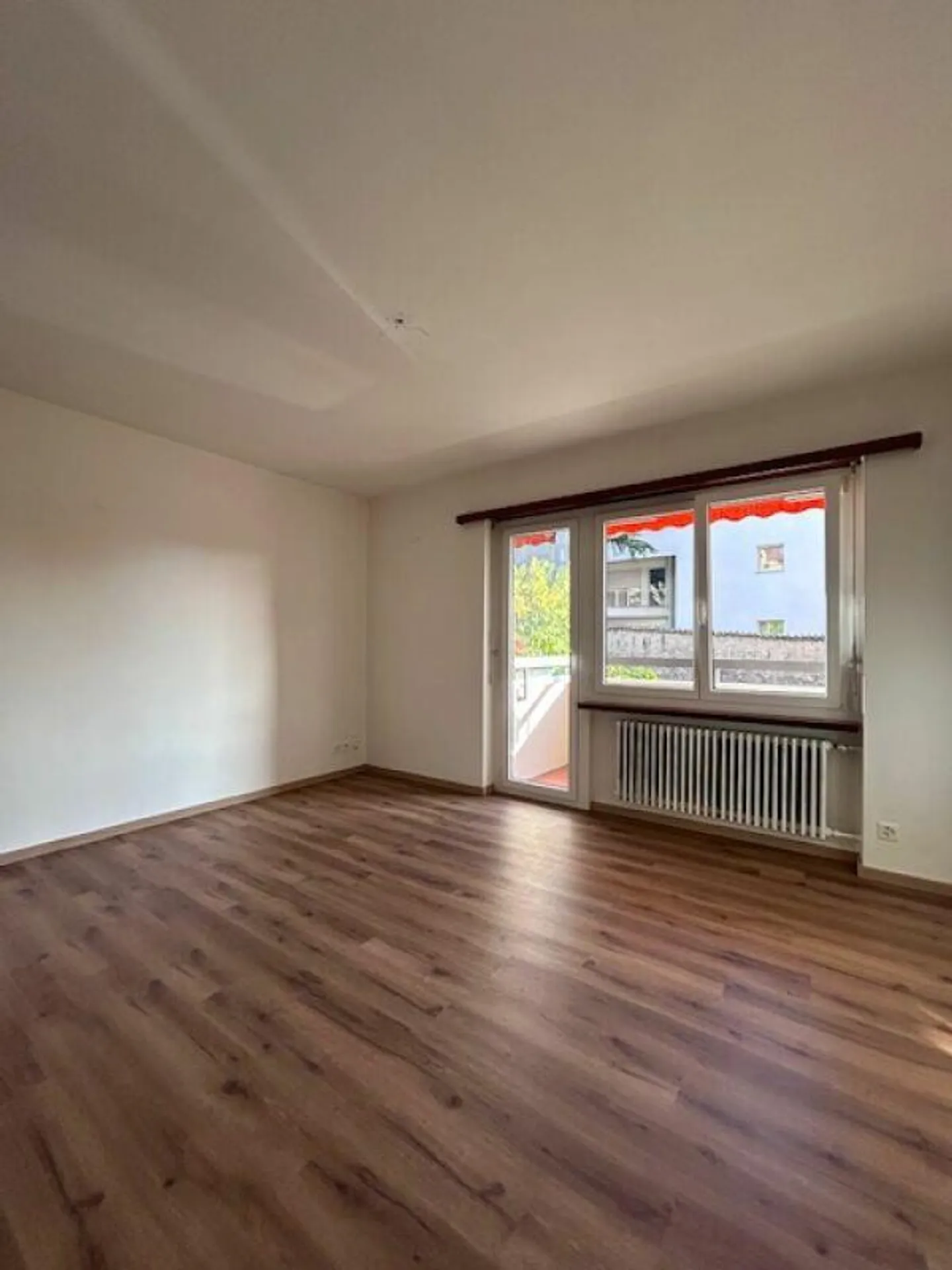 Charming 3.5 Room Apartment - Photo 8 of 14