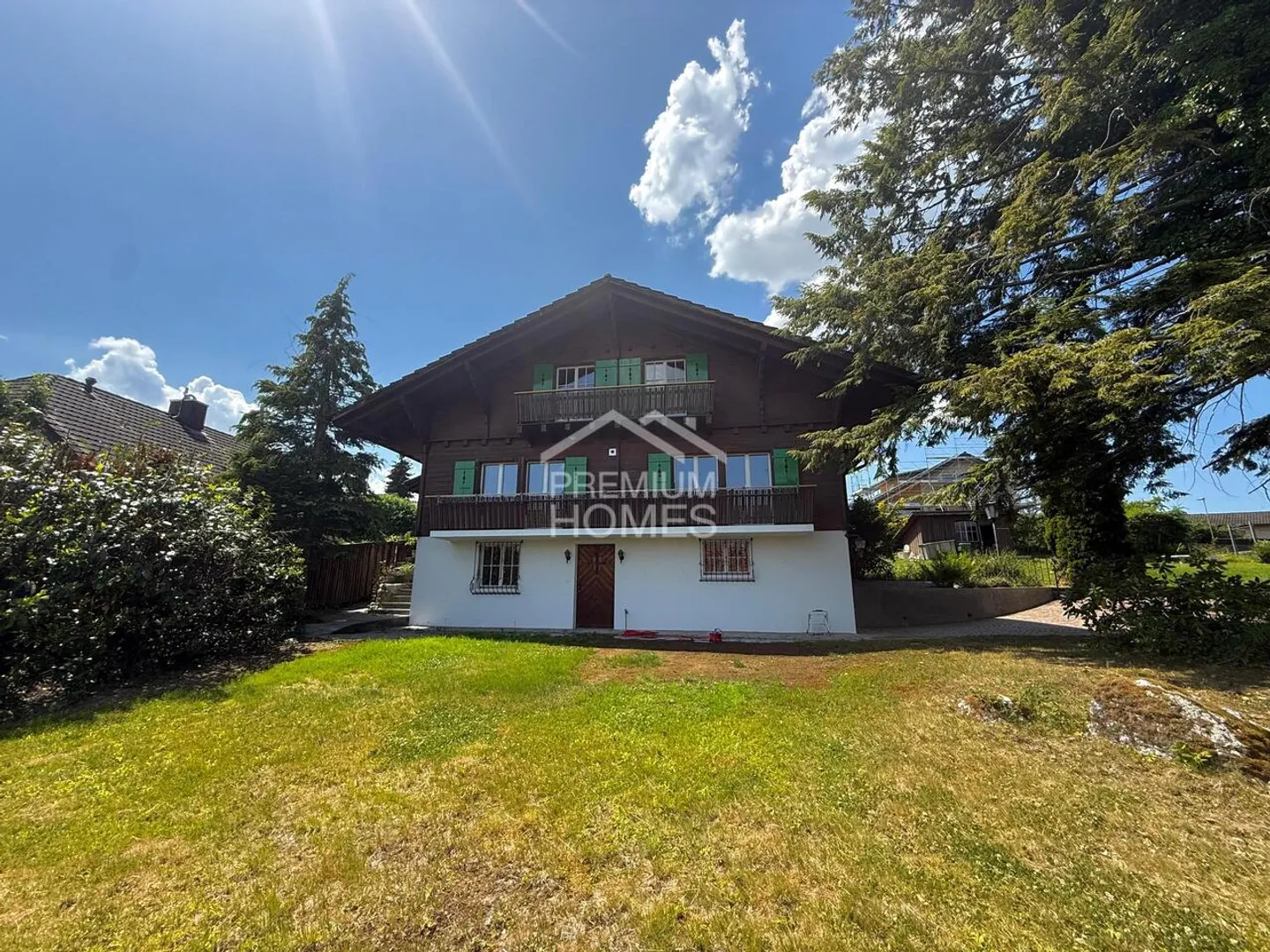 Chalet flair with dreamlike garden idyll - Photo 3 of 13