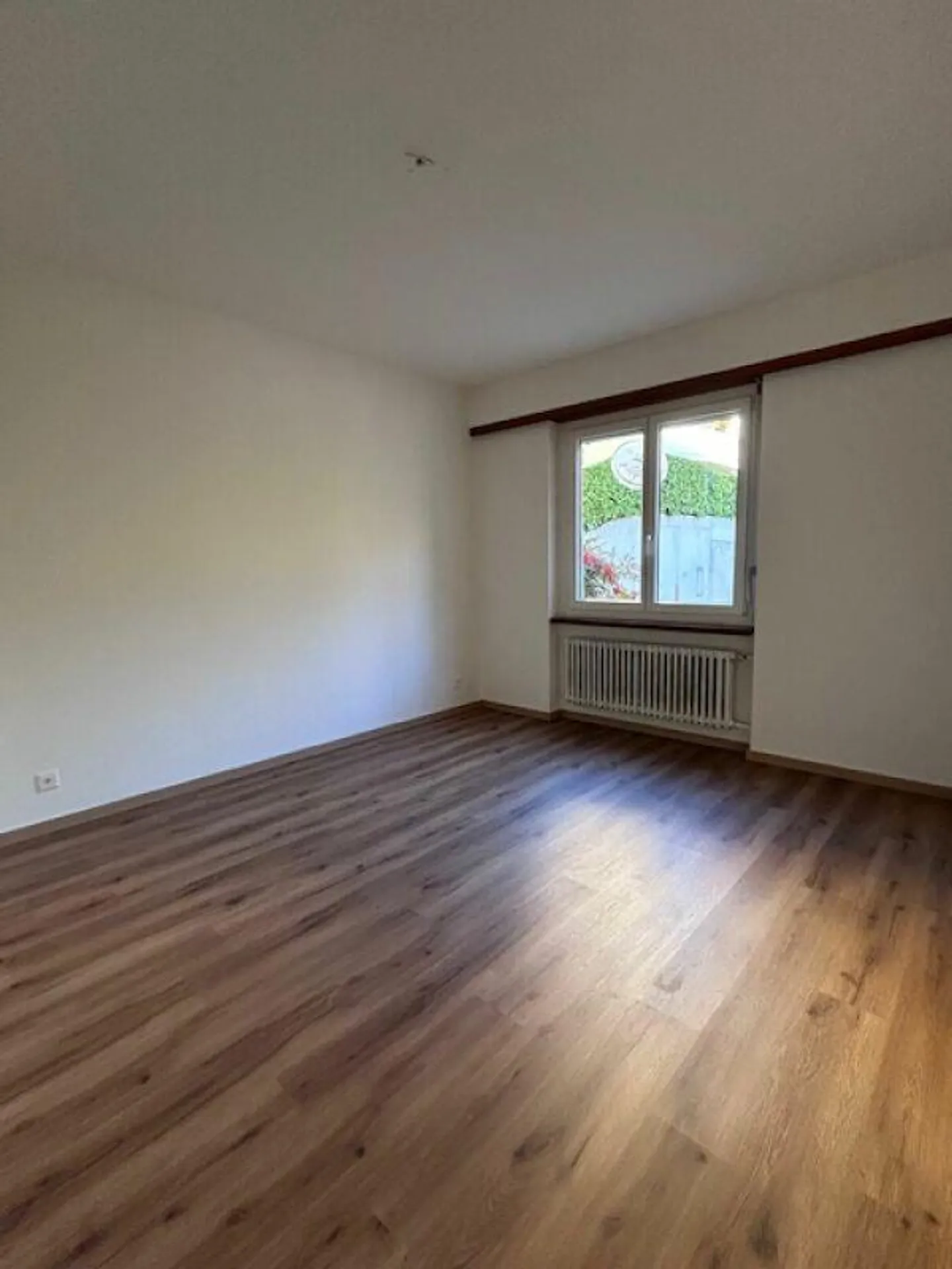 Charming 3.5 Room Apartment - Photo 11 of 14