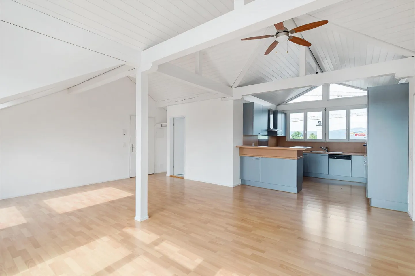 Appartement sous les combles avec charme et balcon - Photo 1 sur 6