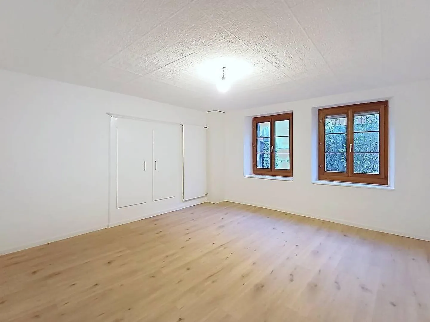 Haus in Avenches 5,5 Zimmer zu 2800 - Foto 3 von 5