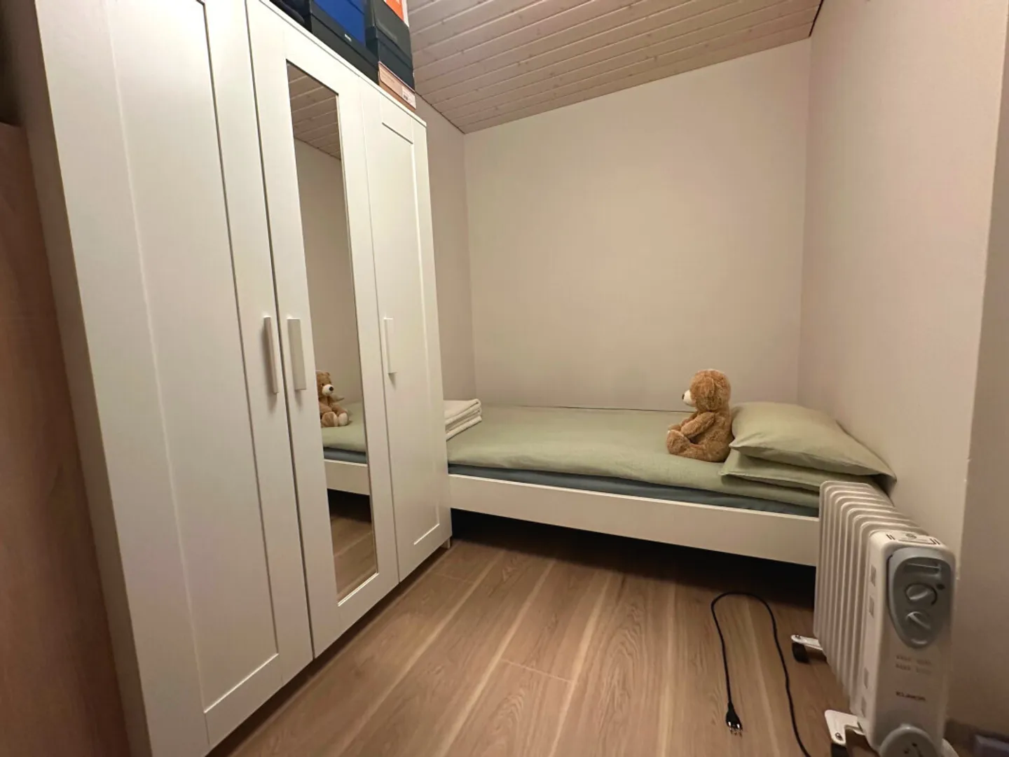 Chambre à louer dans belle villa au cur de Gland - Photo 3 sur 10