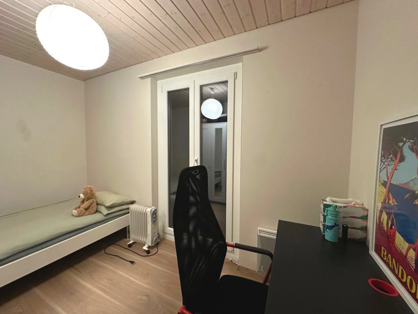 Chambre à louer dans belle villa au cur de Gland - Photo 4 sur 10