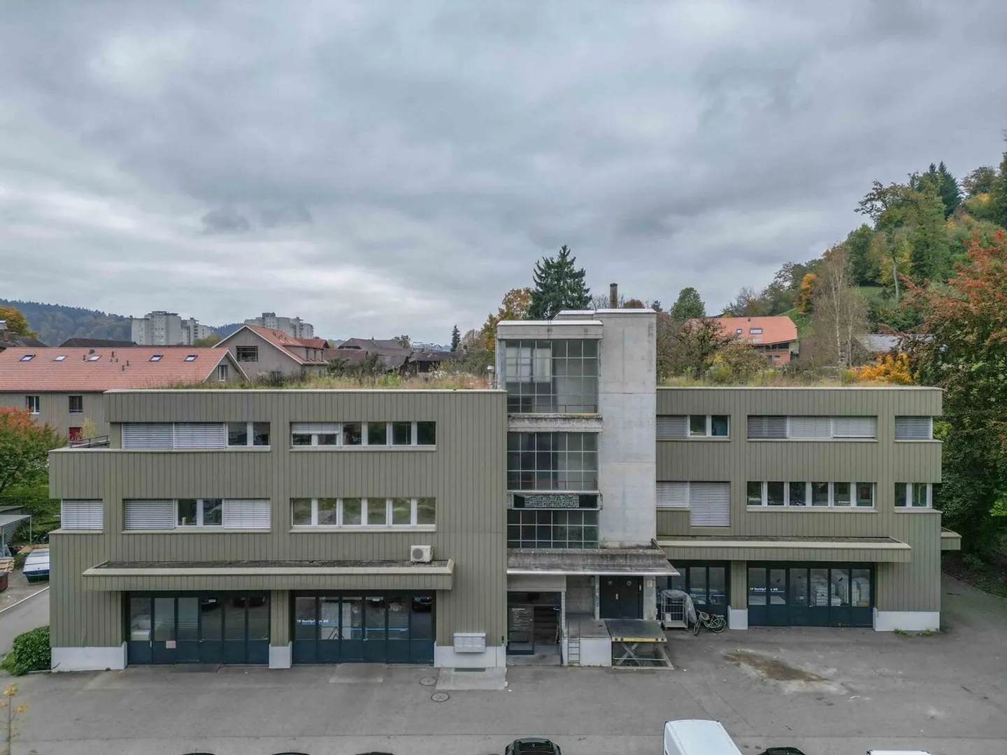 Mischgenutztes Gebäude kaufen - Foto 1 von 4