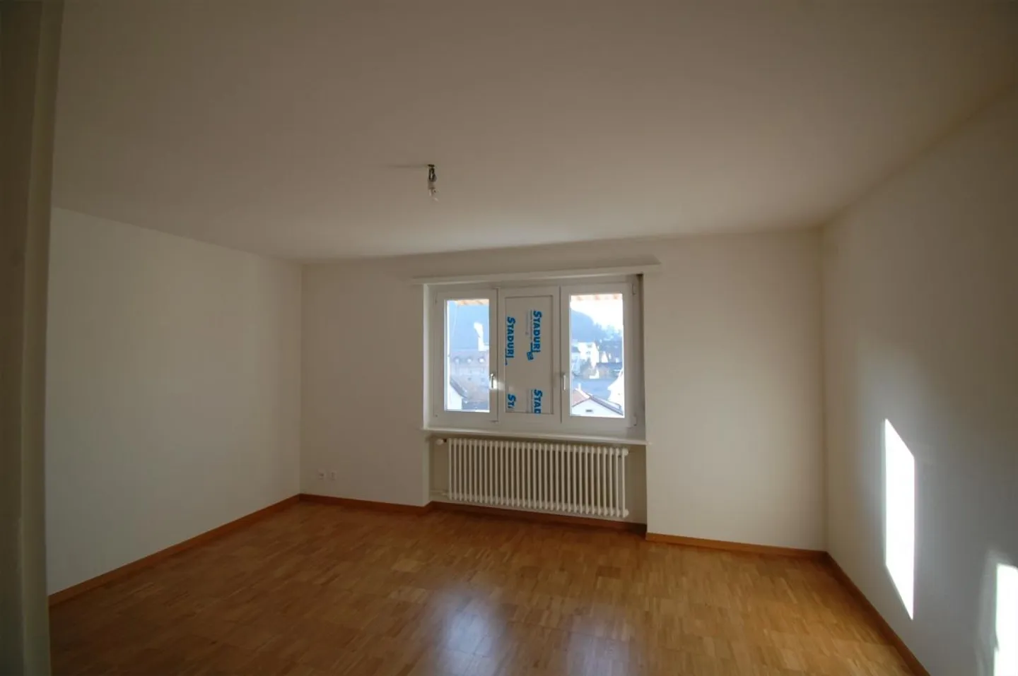 Geräumige Wohnung - Foto 3 von 8